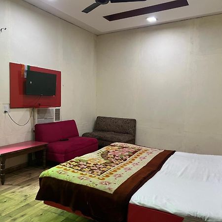 Hotel Skylark Amritsar Dış mekan fotoğraf